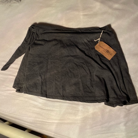 adorable tie skirt - Picture 2 of 2